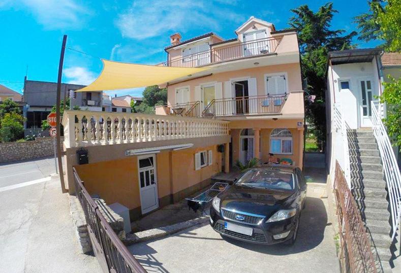 וודיצה Villa Kristinka מראה חיצוני תמונה