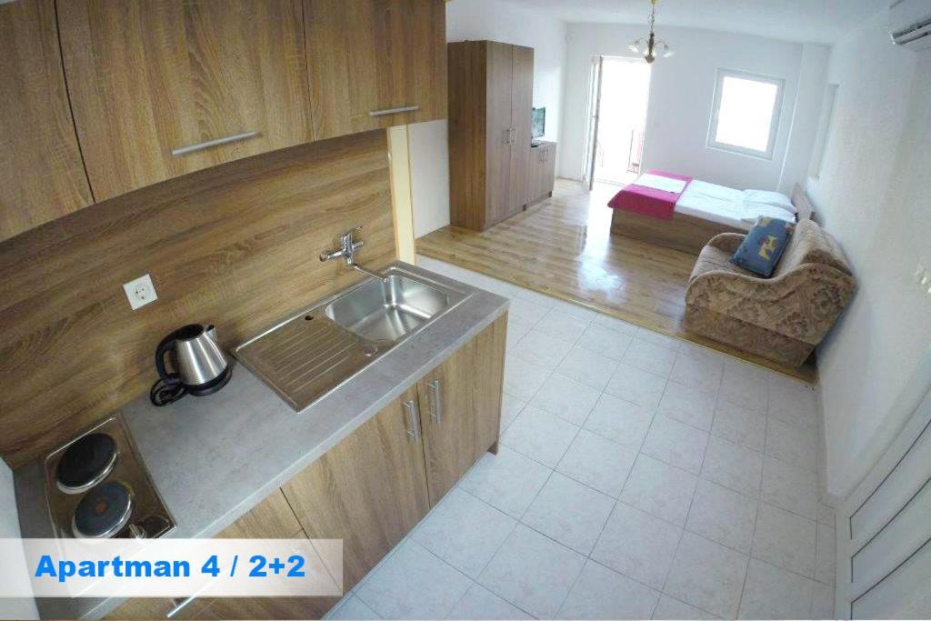 וודיצה Villa Kristinka מראה חיצוני תמונה