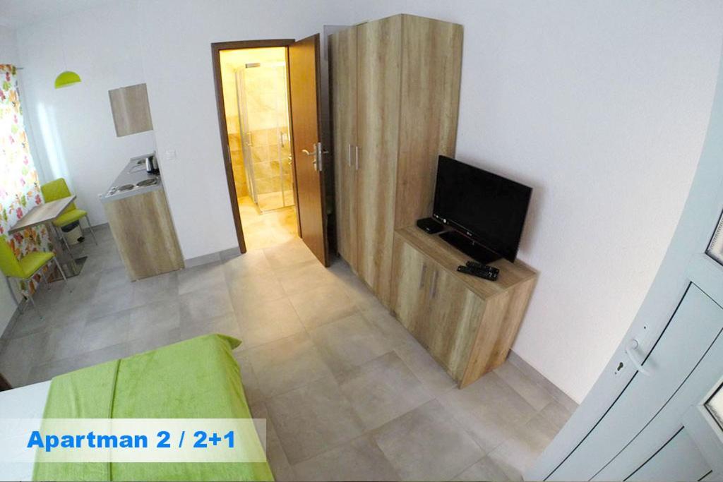 וודיצה Villa Kristinka מראה חיצוני תמונה