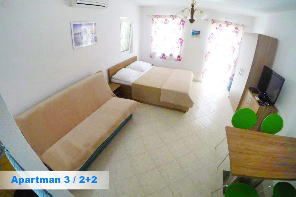 וודיצה Villa Kristinka מראה חיצוני תמונה