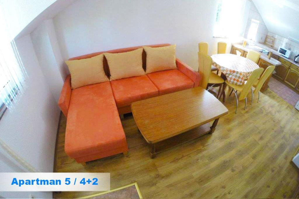 וודיצה Villa Kristinka מראה חיצוני תמונה